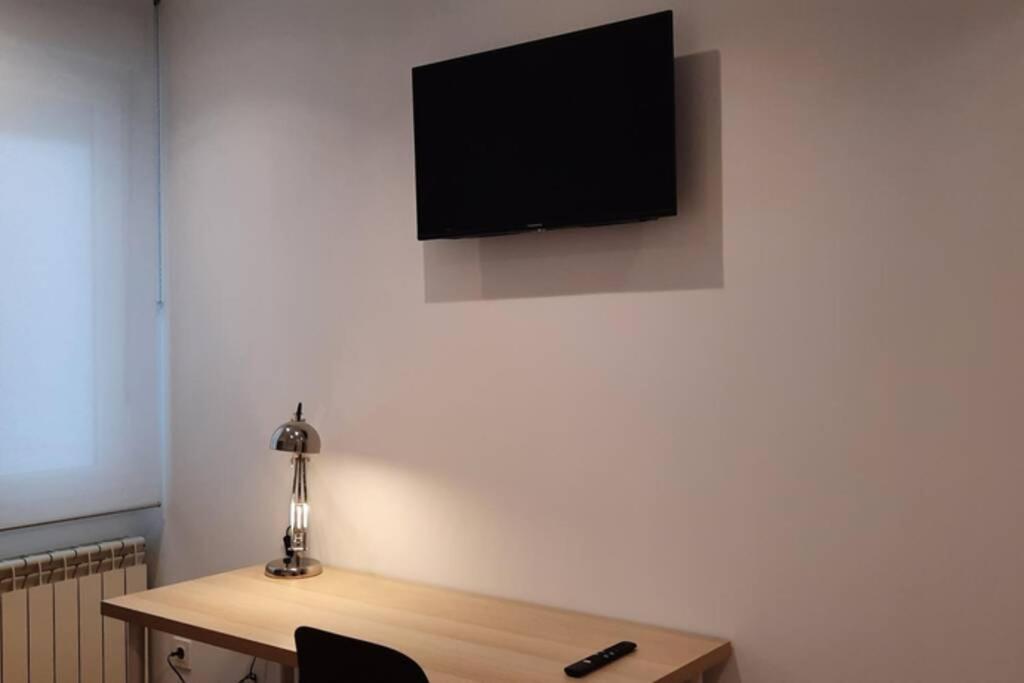 Apartamentos Milan 2 Oviedo Eksteriør bilde